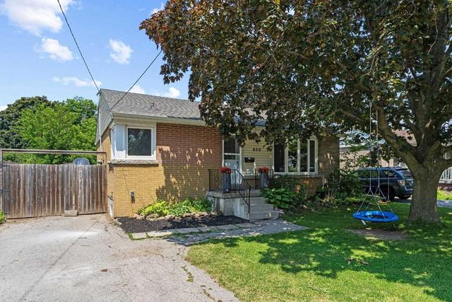 450 East 37th St, House detached with 4 bedrooms, 2 bathrooms and 3 parking in Hamilton ON | Image 5