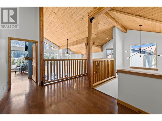 2431 Fairways Drive, House detached with 5 bedrooms, 4 bathrooms and null parking in Sun Peaks Mountain BC | Image 31