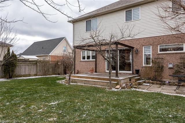 8202 Brookside Drive, House detached with 3 bedrooms, 2 bathrooms and 5 parking in Niagara Falls ON | Image 43