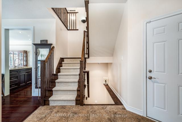 71 Oakhaven Pl, Townhouse with 3 bedrooms, 4 bathrooms and 4 parking in Hamilton ON | Image 34
