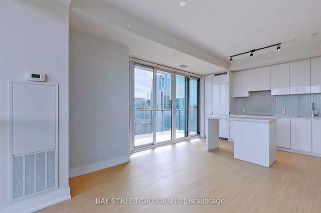 2910 - 7 Grenville St, Condo with 1 bedrooms, 1 bathrooms and 0 parking in Toronto ON | Image 31