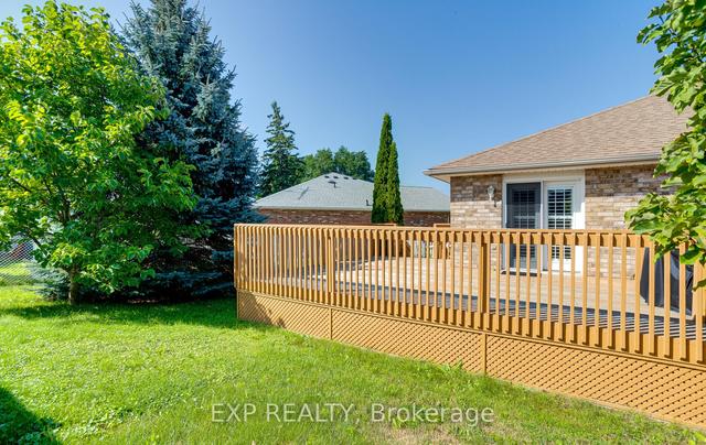 7 Talbot Dr Dr, House attached with 1 bedrooms, 2 bathrooms and 3 parking in Port Hope ON | Image 14