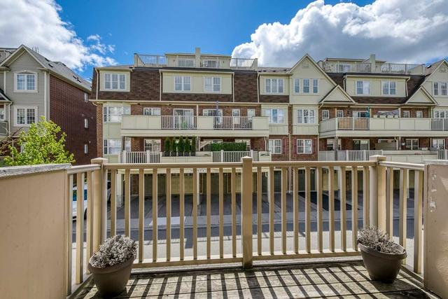 unit 4 - 734 Neighbourhood Circ, Townhouse with 3 bedrooms, 2 bathrooms and 2 parking in Mississauga ON | Image 11