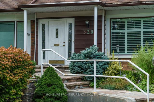 326 Drewry Ave, House detached with 4 bedrooms, 4 bathrooms and 7 parking in Toronto ON | Image 2