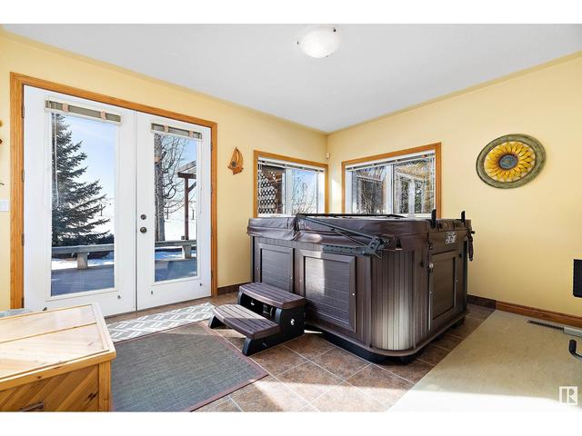 248 Lakeshore Dr, House detached with 5 bedrooms, 4 bathrooms and null parking in Grandview AB | Image 33