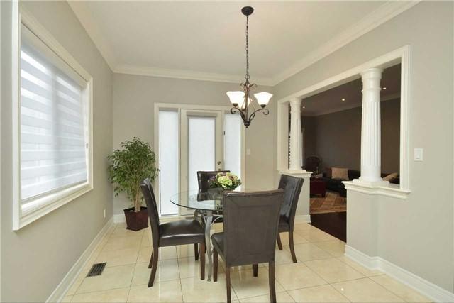 113 Lucas St, House detached with 3 bedrooms, 4 bathrooms and 8 parking in Richmond Hill ON | Image 6