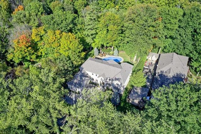 5041 Lakeshore Rd, House detached with 4 bedrooms, 5 bathrooms and 5 parking in Burlington ON | Image 1