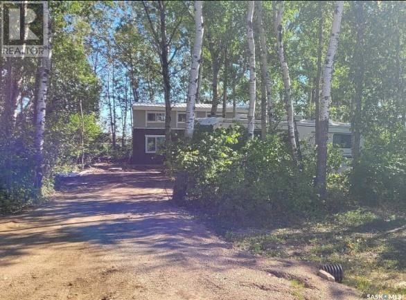 111 Elk Run Rd, House detached with 1 bedrooms, 1 bathrooms and null parking in Barrier Valley No. 397 SK | Image 1