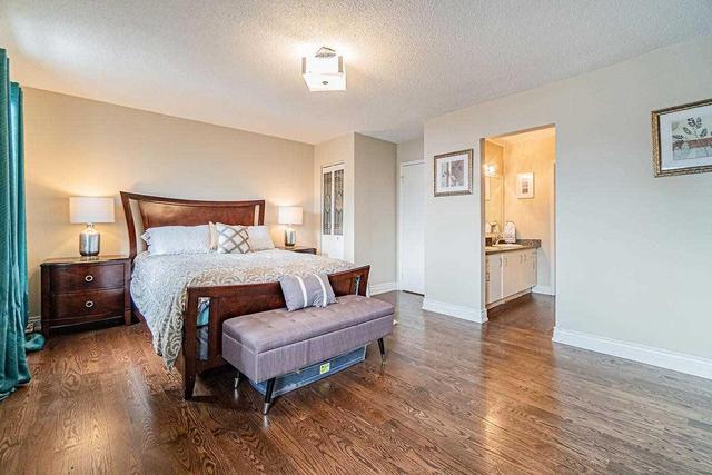 15 Stornwood Crt, Townhouse with 3 bedrooms, 3 bathrooms and 1 parking in Brampton ON | Image 14