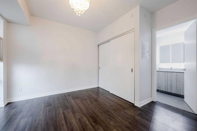 514 - 223 St. Clair Ave W, Condo with 2 bedrooms, 2 bathrooms and 1 parking in Toronto ON | Image 3