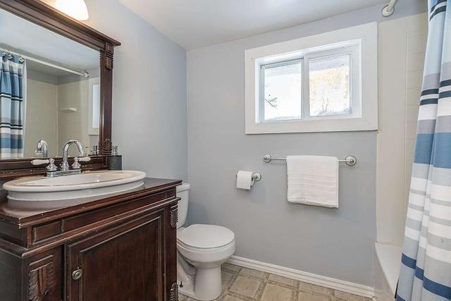 1299 Canning Rd, House detached with 4 bedrooms, 2 bathrooms and 8 parking in Gravenhurst ON | Image 8