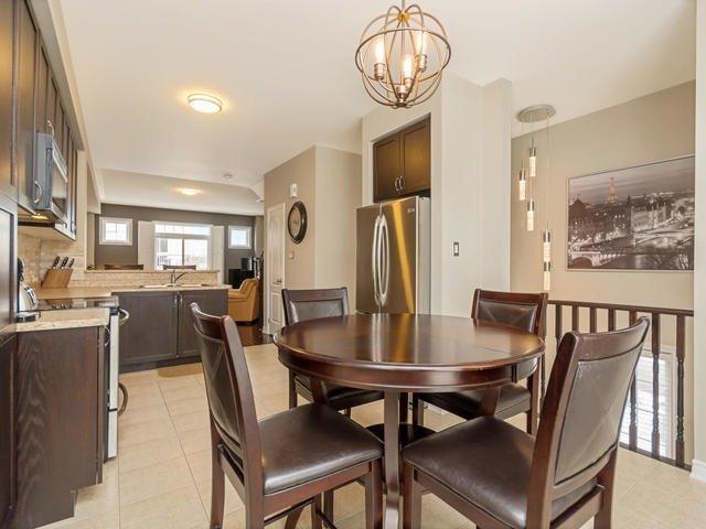 7199 Triumph Lane, Townhouse with 3 bedrooms, 3 bathrooms and 1 parking in Mississauga ON | Image 5