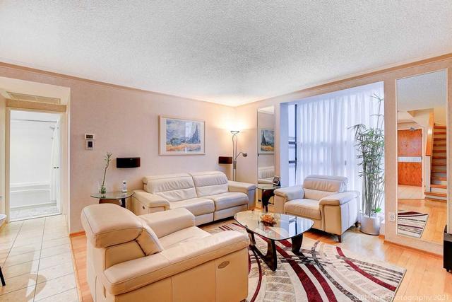 207 - 19 Dundonald St, Condo with 3 bedrooms, 3 bathrooms and 1 parking in Toronto ON | Image 23