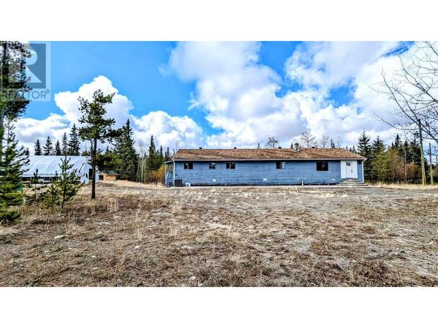5906 Wendal Road, House detached with 4 bedrooms, 2 bathrooms and null parking in Cariboo L BC | Image 18
