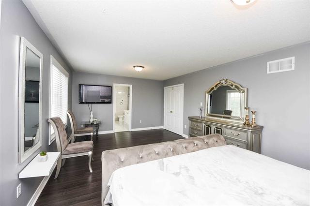 61 Stonecrest Dr, House detached with 4 bedrooms, 4 bathrooms and 7 parking in Brampton ON | Image 8