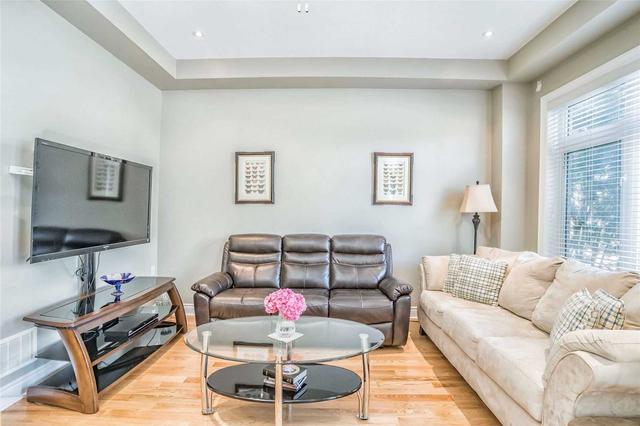 957 The Queensway, House attached with 4 bedrooms, 3 bathrooms and 2 parking in Toronto ON | Image 36
