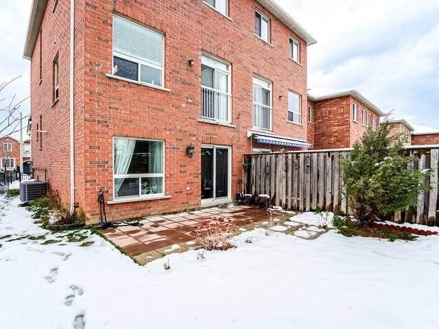 3644 Twinmaple Dr, House semidetached with 3 bedrooms, 4 bathrooms and 5 parking in Mississauga ON | Image 24