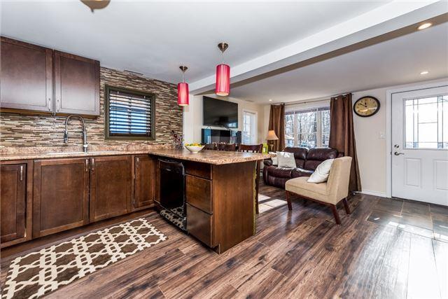 1140 Poplar Rd, House detached with 2 bedrooms, 1 bathrooms and 6 parking in Barrie ON | Image 7