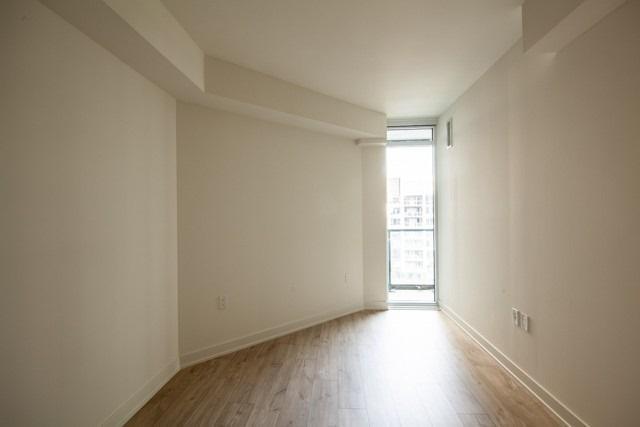 702W - 27 Bathurst St, Condo with 1 bedrooms, 1 bathrooms and null parking in Toronto ON | Image 8