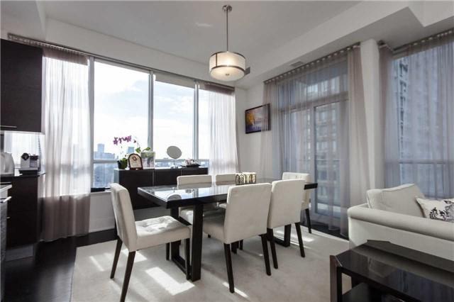 Lph3401 - 21 Balmuto St, Condo with 3 bedrooms, 4 bathrooms and 4 parking in Toronto ON | Image 11