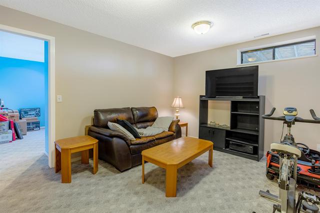 287 Panamount Drive Nw, House detached with 4 bedrooms, 3 bathrooms and 2 parking in Calgary AB | Image 23
