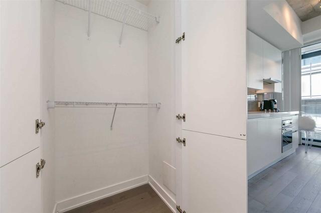 1007 - 38 Stewart St, Condo with 1 bedrooms, 1 bathrooms and 0 parking in Toronto ON | Image 11