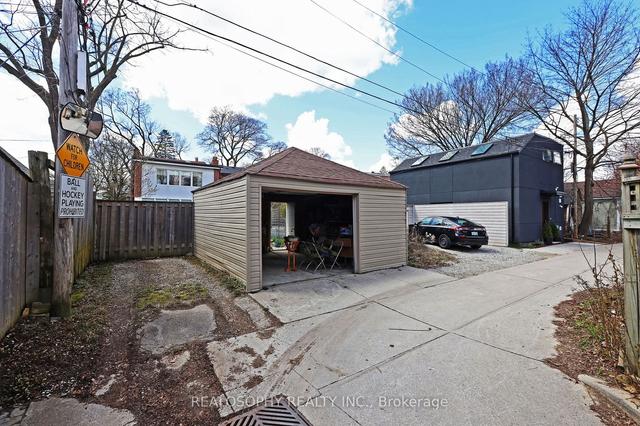 1 Slade Ave, House detached with 4 bedrooms, 2 bathrooms and 1 parking in Toronto ON | Image 27