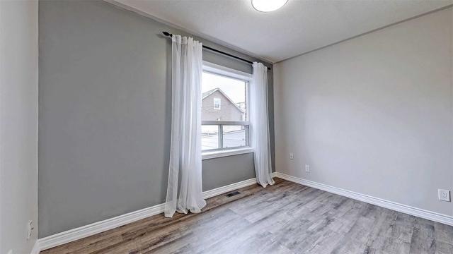 main - 297 Gilbert Ave, House detached with 3 bedrooms, 1 bathrooms and 0 parking in Toronto ON | Image 14