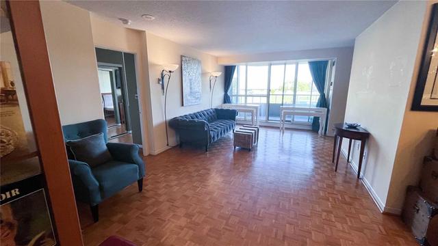 301 - 10 Torresdale Ave, Condo with 2 bedrooms, 2 bathrooms and 1 parking in Toronto ON | Image 7