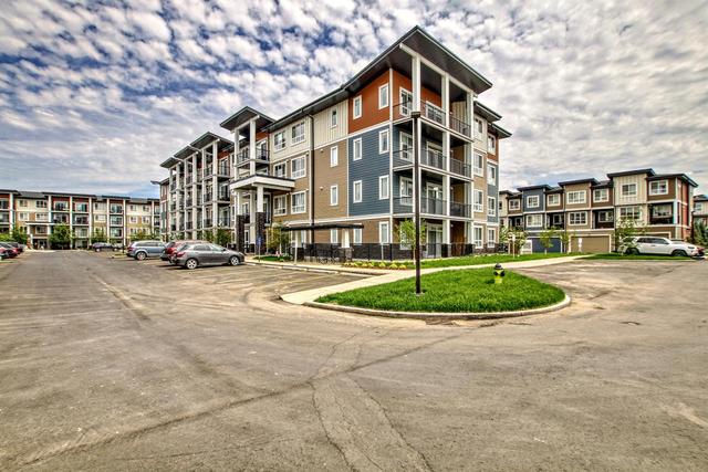 108 - 25 Walgrove Walk Se, Condo with 2 bedrooms, 2 bathrooms and 1 parking in Calgary AB | Image 33