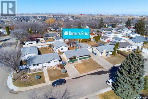 49 Knowles Place, House detached with 5 bedrooms, 3 bathrooms and null parking in Saskatoon SK | Card Image