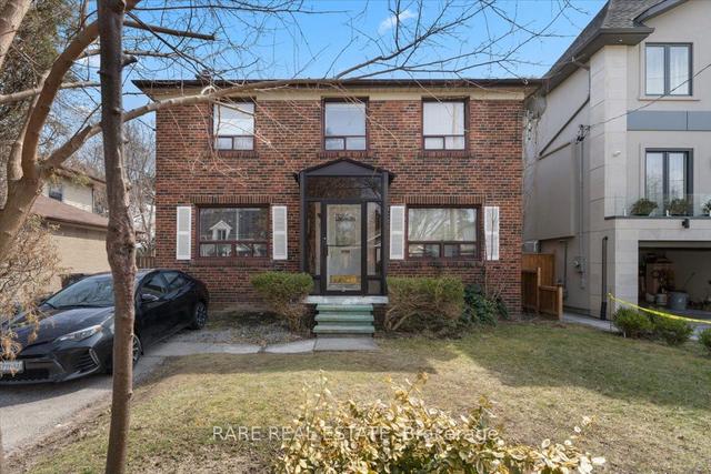 11 Luverne Ave, House detached with 5 bedrooms, 2 bathrooms and 10 parking in Toronto ON | Image 2