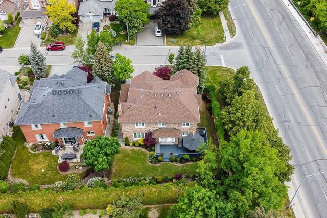 1 Goldpark Crt, House detached with 5 bedrooms, 5 bathrooms and 11 parking in Vaughan ON | Image 35