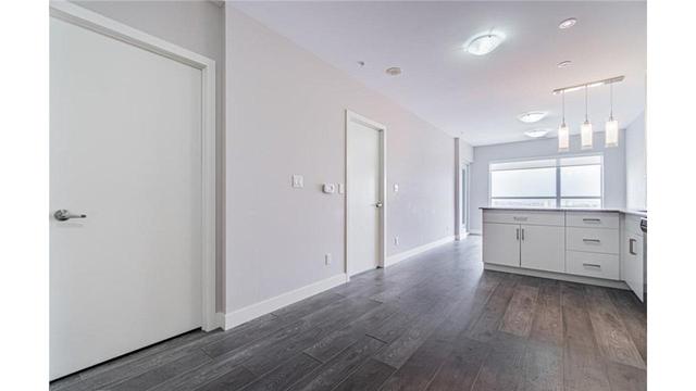 1510 - 1 Victoria St, Condo with 1 bedrooms, 1 bathrooms and 1 parking in Kitchener ON | Image 5