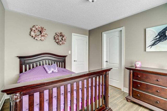 22 Rogers Tr, House detached with 3 bedrooms, 3 bathrooms and 2 parking in Bradford West Gwillimbury ON | Image 17