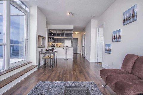 3203 - 15 Viking Lane, Condo with 2 bedrooms, 2 bathrooms and 1 parking in Toronto ON | Image 4
