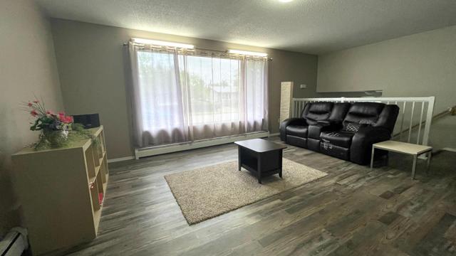 5340 52 Street, House detached with 4 bedrooms, 1 bathrooms and 3 parking in Provost AB | Image 7