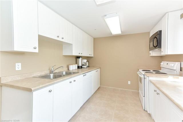104 - 625 St David Street S, House attached with 2 bedrooms, 1 bathrooms and 1 parking in Centre Wellington ON | Image 31