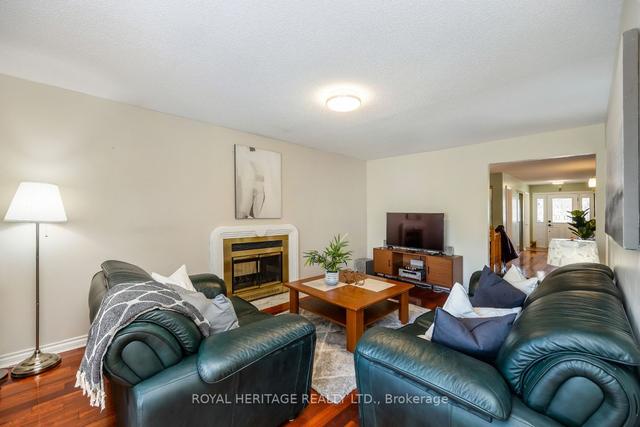 360 Sheppard Ave, House detached with 2 bedrooms, 3 bathrooms and 8 parking in Pickering ON | Image 7