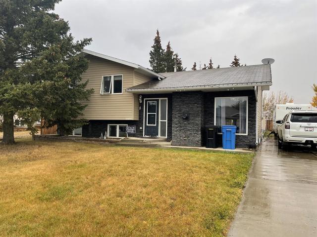 11832 104 Ave Avenue W, House detached with 4 bedrooms, 3 bathrooms and 3 parking in Fairview AB | Image 23