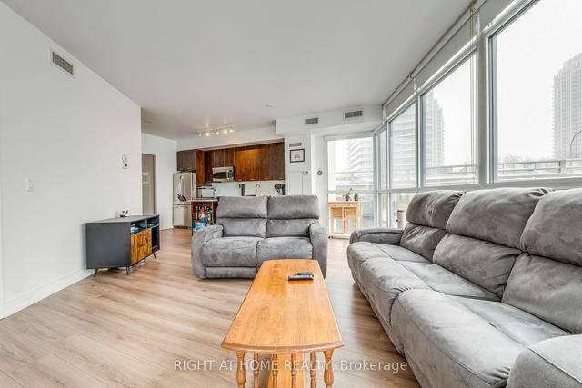522 - 169 Fort York Blvd, Condo with 2 bedrooms, 2 bathrooms and 1 parking in Toronto ON | Image 10