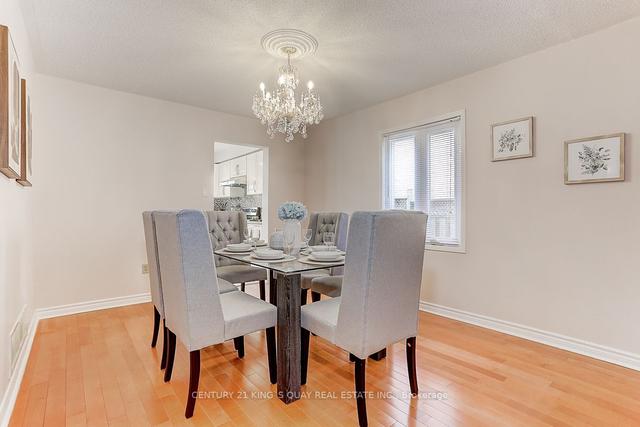 123 Bernard Ave, House detached with 4 bedrooms, 4 bathrooms and 4 parking in Richmond Hill ON | Image 8