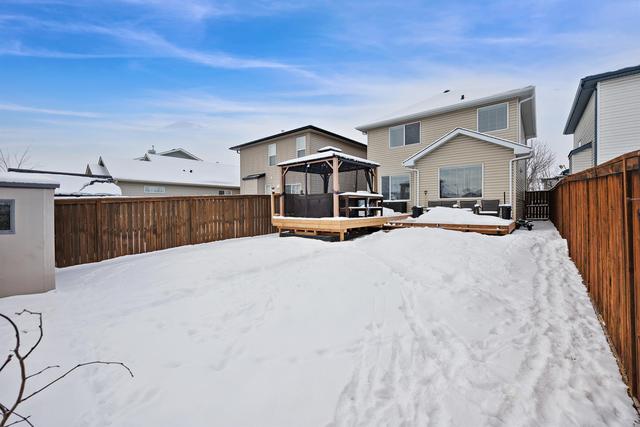 2045 Bridlemeadows Manor Sw, House detached with 3 bedrooms, 2 bathrooms and 4 parking in Calgary AB | Image 17