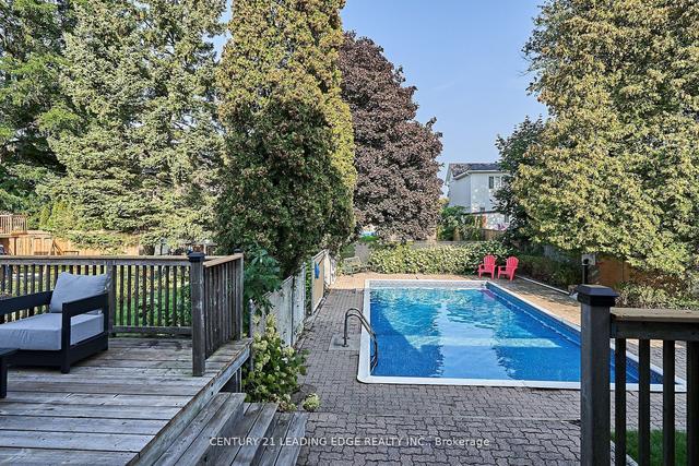 17 Scarborough Heights Blvd, House detached with 5 bedrooms, 3 bathrooms and 6 parking in Toronto ON | Image 24