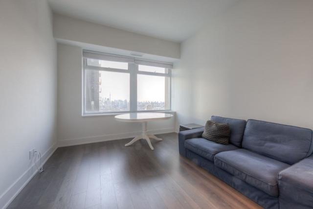 1508 - 111 St. Clair Ave W, Condo with 1 bedrooms, 2 bathrooms and 1 parking in Toronto ON | Image 3