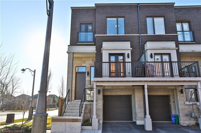 220 Vellwood Common, House attached with 3 bedrooms, 2 bathrooms and 2 parking in Oakville ON | Image 2