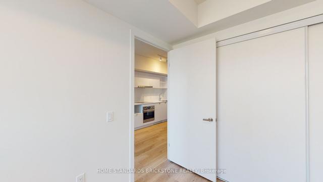 3806 - 55 Cooper St, Condo with 1 bedrooms, 1 bathrooms and 0 parking in Toronto ON | Image 3