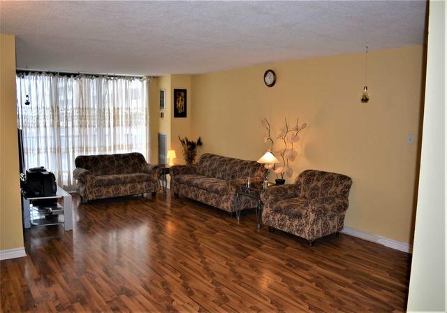 609 - 21 Knightsbridge Rd, Condo with 3 bedrooms, 2 bathrooms and 1 parking in Brampton ON | Image 13