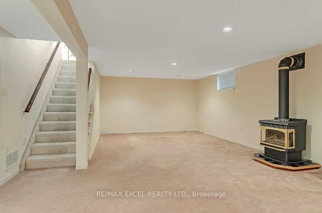 21 Finlay Rd, House detached with 2 bedrooms, 2 bathrooms and 1 parking in Barrie ON | Image 14