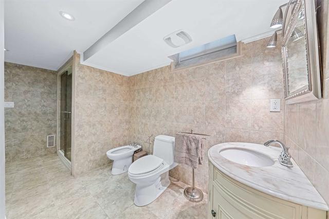 718 Glengrove Ave, House detached with 4 bedrooms, 4 bathrooms and 4 parking in Toronto ON | Image 26